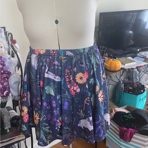 Morningwitch mini skirt in witch’s garden print